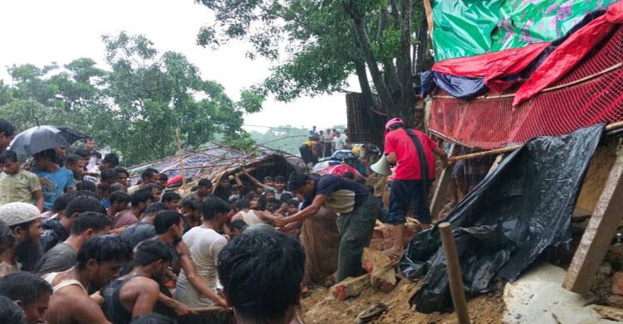 উখিয়ায় রোহিঙ্গা ক্যাম্পে পাহাড়ধসে নিহত বেড়ে ৮