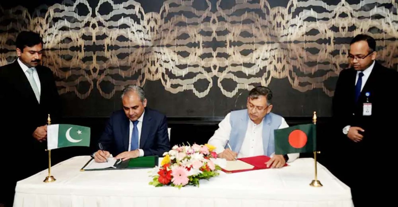 মাদকদ্রব্য পাচার রোধে বাংলাদেশ ও পাকিস্তানের মধ্যে সমঝোতা চুক্তি স্বাক্ষর