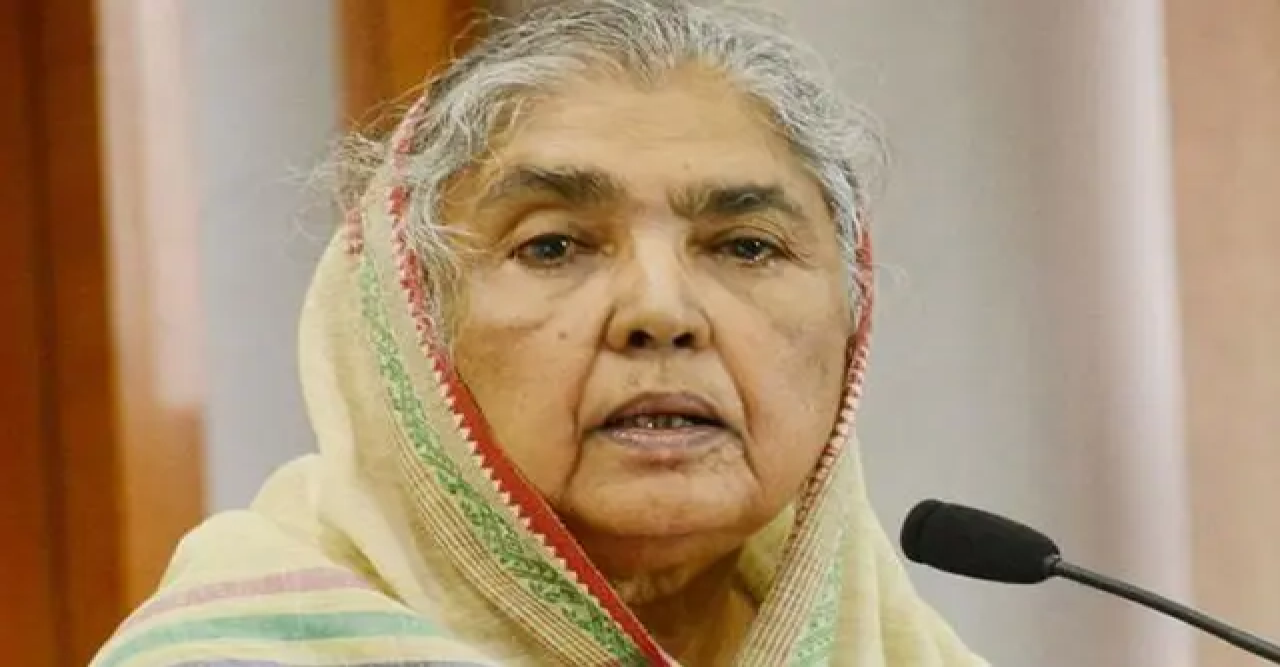 আ. লীগের সবাই হালাল রুজিতে চলে : মতিয়া চৌধুরী