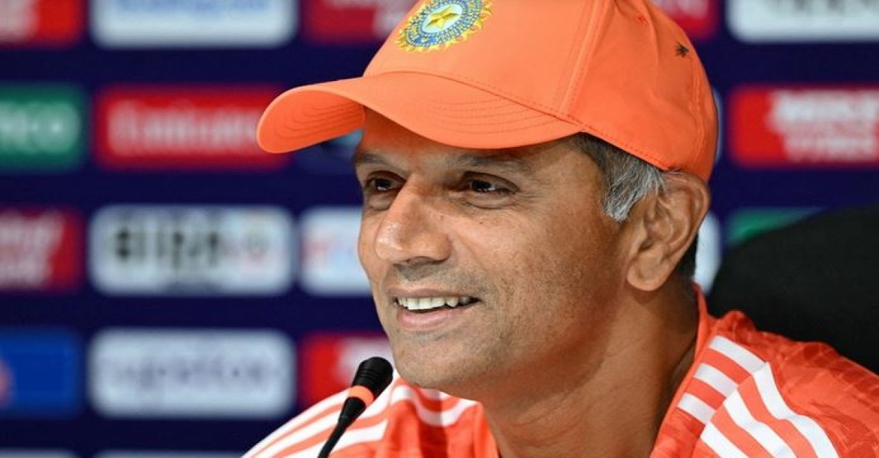 দ্রাবিড়ই থাকছেন ভারতের কোচ