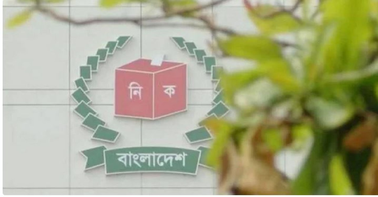 ভোটের দিন অনুমোদন সাপেক্ষে সাংবাদিকদের মোটরসাইকেল চলবে : ইসি