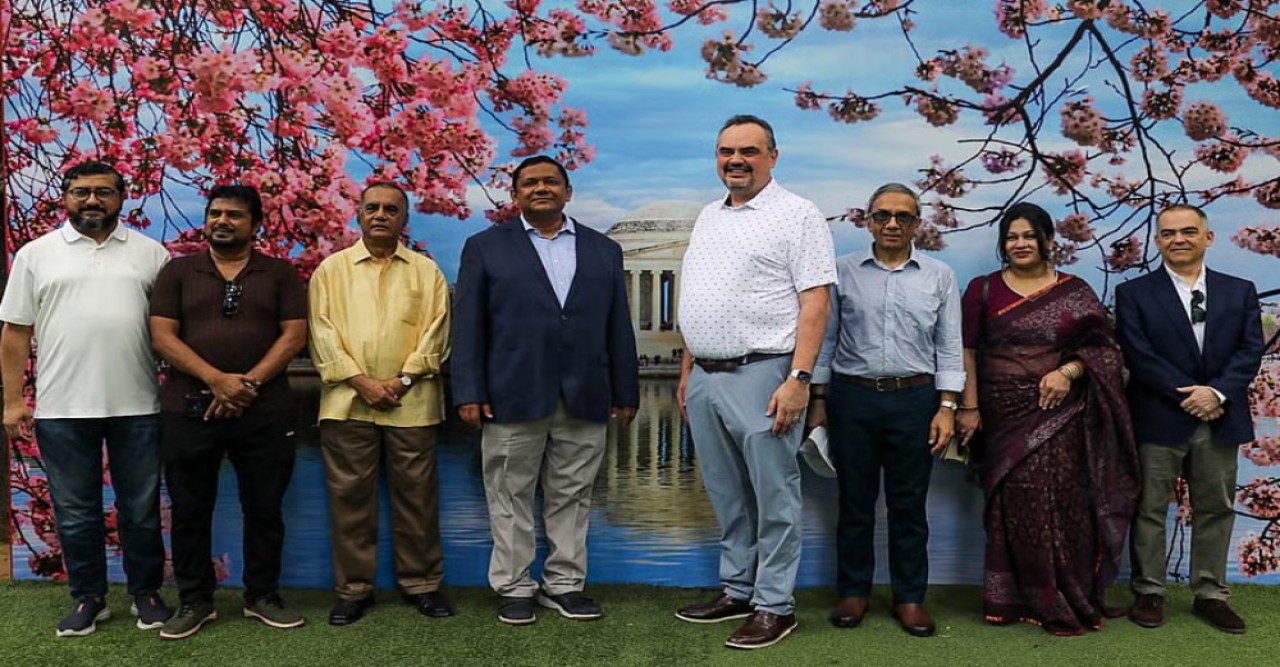 বাংলাদেশ-যুক্তরাষ্ট্রের জনগণের মধ্যে সম্পর্ক জোরদারের আহ্বান রাষ্ট্রদূতের
