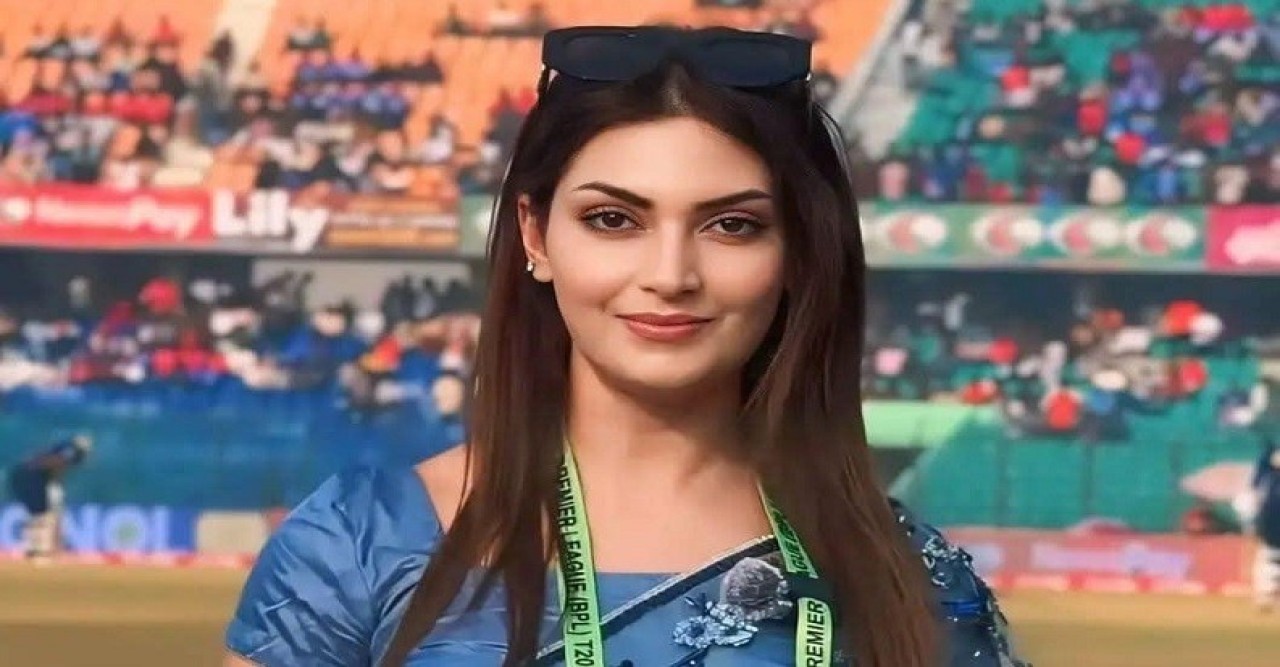 বিপিএল উপস্থাপক ইয়াশার সঙ্গে কী ঘটেছিল?