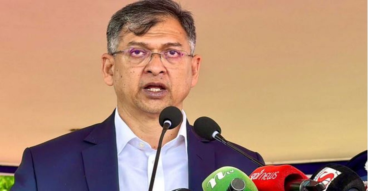 সাংবাদিক মিঠুকে বিদেশ যেতে বাধা, যা বললেন স্বরাষ্ট্রমন্ত্রী
