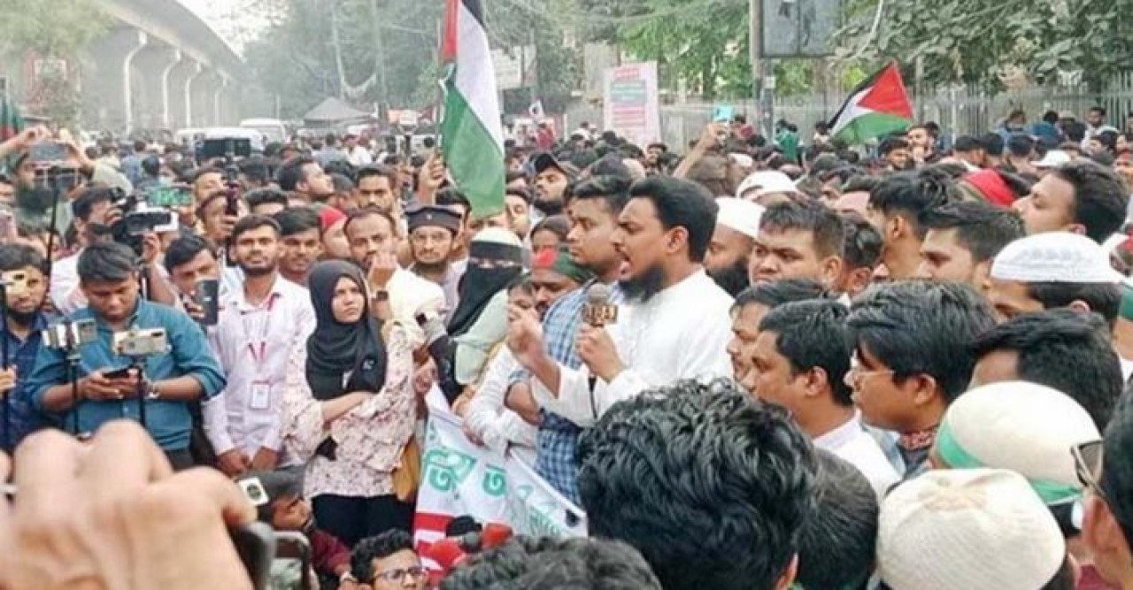 শরীরে একবিন্দু রক্ত থাকতে আ. লীগকে রাজনীতি করতে দেওয়া হবে না : আখতার হোসেন