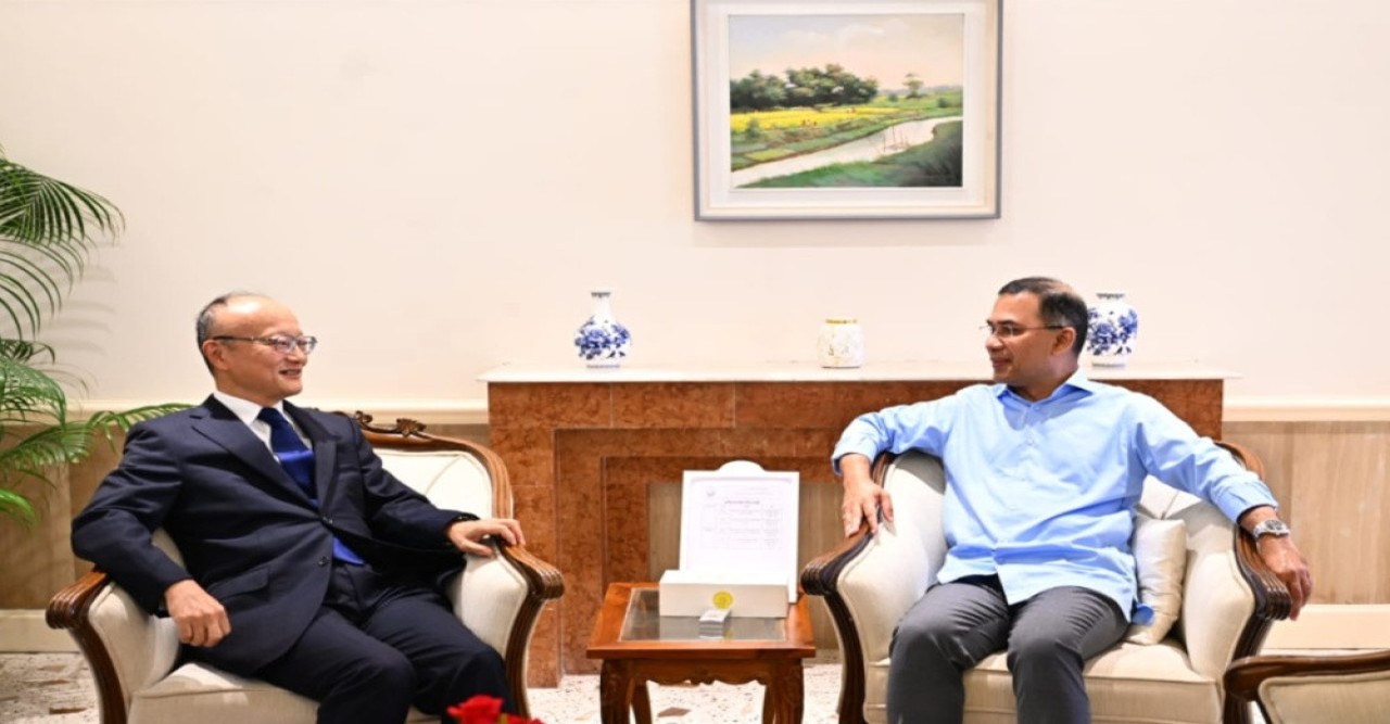 প্রধানমন্ত্রীর সঙ্গে এডিবি প্রেসিডেন্টের সৌজন্য সাক্ষাৎ