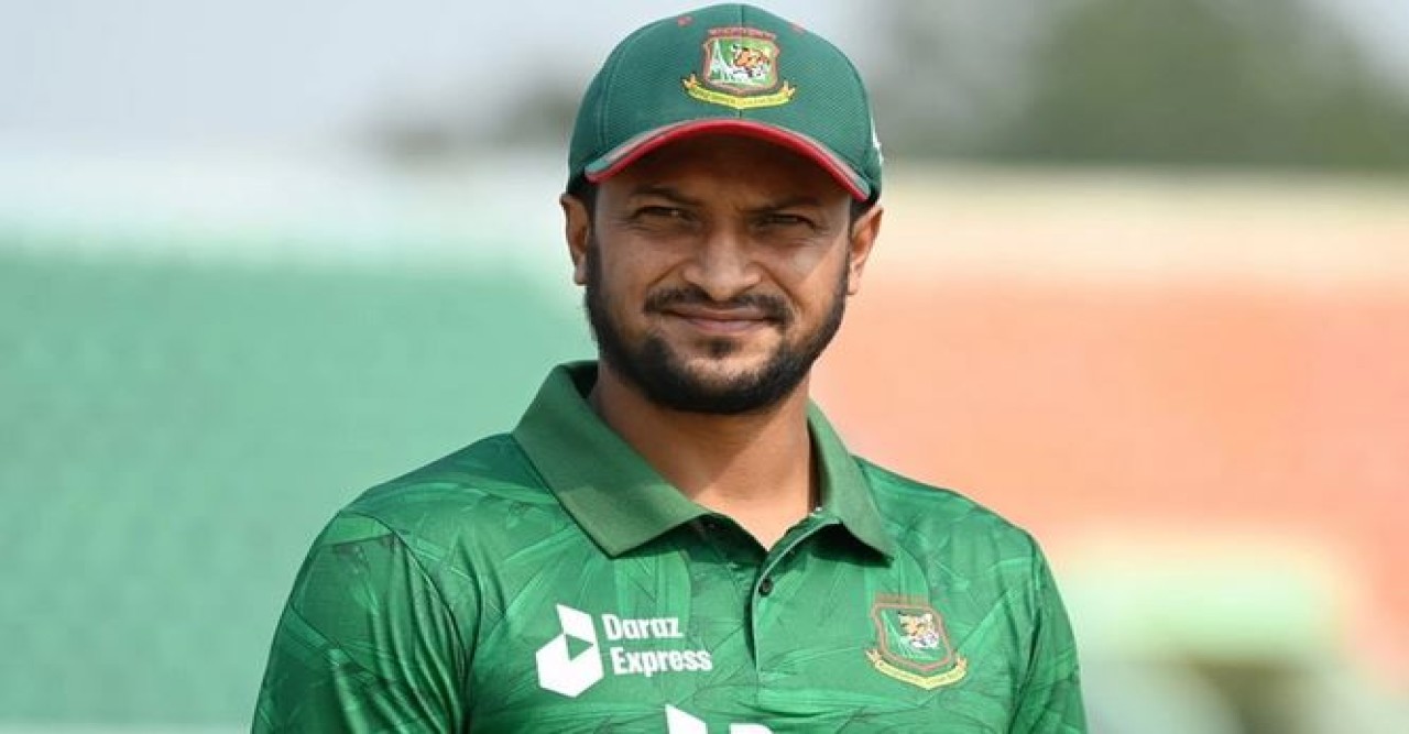 ১৭৩৯ দিন পর ওয়ানডে অলরাউন্ডার র‍্যাংকিংয়ে শীর্ষস্থান হারালেন সাকিব