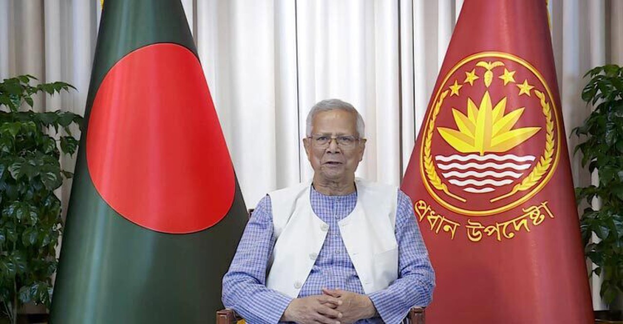 সরকার মাঝারি-ক্ষুদ্র শিল্পের বিকাশে খুবই আন্তরিক: প্রধান উপদেষ্টা