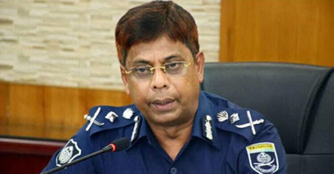 সাবেক আইজিপি শহিদুলের আত্মীয়ের বাসা থেকে বস্তাভর্তি আলামত জব্দ