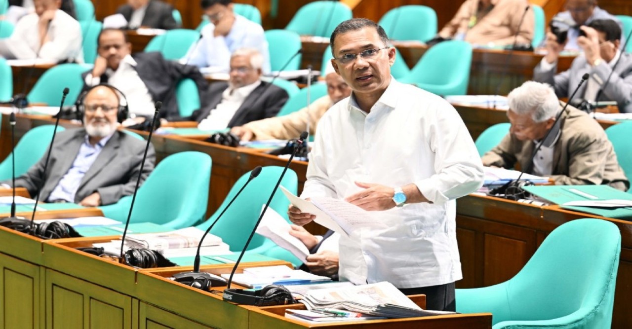 এই চেয়ারে বসলে প্রতি মুহূর্তে অনুভব করি ‘তপ্ত হিট’ আসছে : প্রধানমন্ত্রী