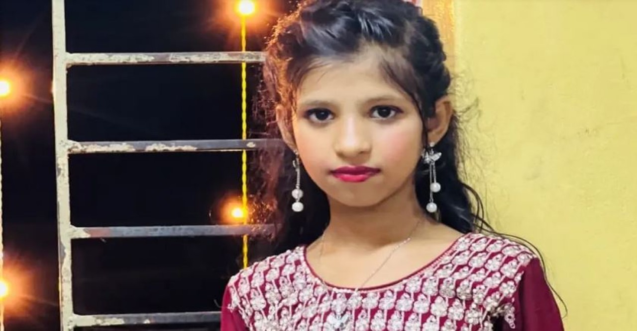 চোখ ভেদ করে মস্তিষ্কে ঢুকেছে গুলি, মৃত্যুর সঙ্গে লড়ছে ছোট্ট রেশমী
