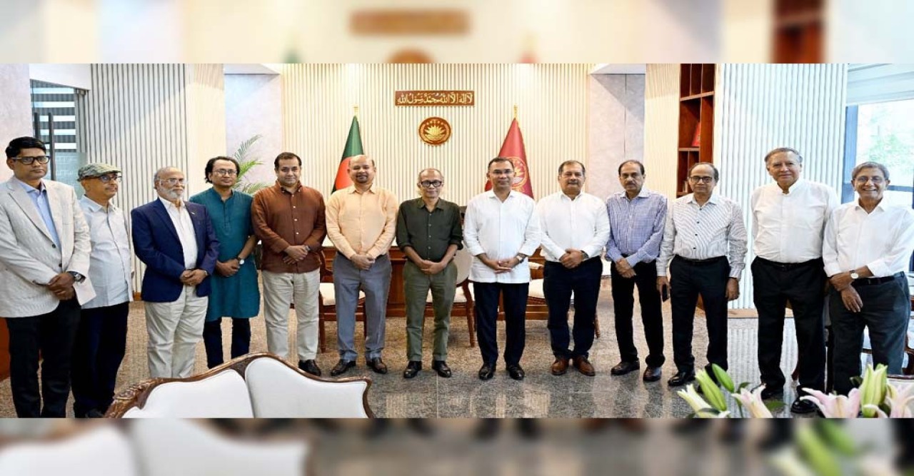 প্রধানমন্ত্রীর সঙ্গে সম্পাদক পরিষদের বৈঠক অনুষ্ঠিত