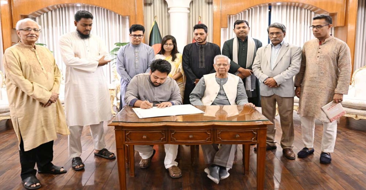 আজ জুলাই জাতীয় সনদ পূর্ণতা পেল : প্রধান উপদেষ্টা