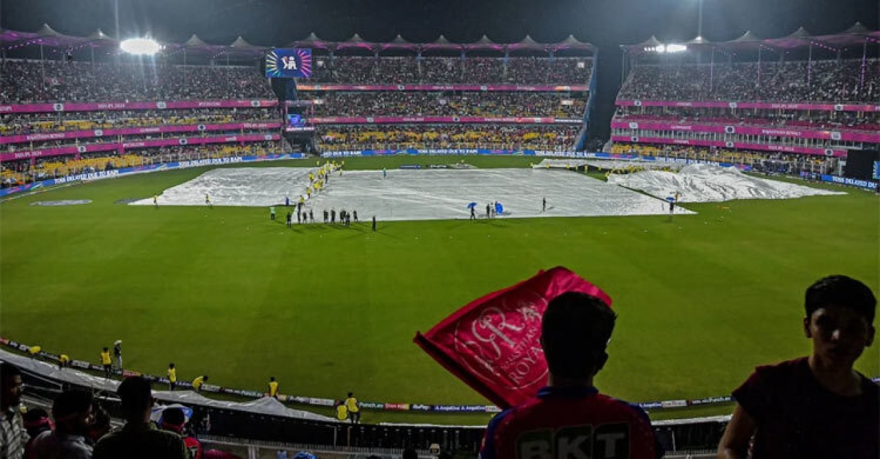 ২য় স্থানেই রইলো হায়দরাবাদ বৃষ্টিতে ভেস্তে গেলো কেকেআর-রাজস্থান ম্যাচ