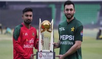 বাংলাদেশের বিপক্ষে টস জিতে ব্যাটিংয়ে পাকিস্তান