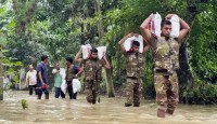 চট্টগ্রামে বন্যাকবলিতদের সহায়তায় এগিয়ে এলো সেনাবাহিনী