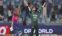 স্বাগতিকদের বিদায় করে সুপার ফোরে পাকিস্তান
