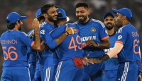 স্পিন ঘূর্ণিতে সিরিজ জিতল ভারত