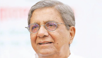 আত্মসমর্পণ করে জামিন পেলেন প্রথম আলো সম্পাদক