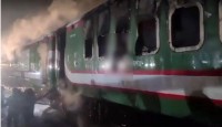 ‘বাচ্চাসহ বউ পুড়ে গেছে বের হয়ে আর কী করব’