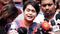 এমপি আনার হত্যা ‘শেষবারের মতো বাবাকে ছুঁয়ে দেখতে চাই’