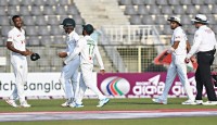২৮০ রানে থামল শ্রীলঙ্কার প্রথম ইনিংস