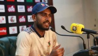 হারের পর ‘মুখের’ পরিবর্তন হলেও কথার পরিবর্তন হয় না