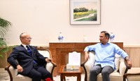 প্রধানমন্ত্রীর সঙ্গে এডিবি প্রেসিডেন্টের সৌজন্য সাক্ষাৎ