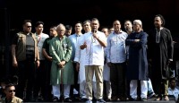 অসহায় মানুষের পাশে থাকতে নেতাকর্মীদের প্রতি আহ্বান প্রধানমন্ত্রীর