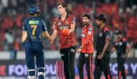 গুজরাটের দাপুটে জয়ের ম্যাচে টানা চতুর্থ হার হায়দরাবাদের
