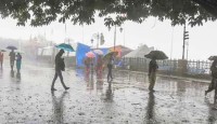 ১১ অঞ্চলে ৬০-৮০ কিমি. বেগে ঝড়ো হাওয়ার আভাস